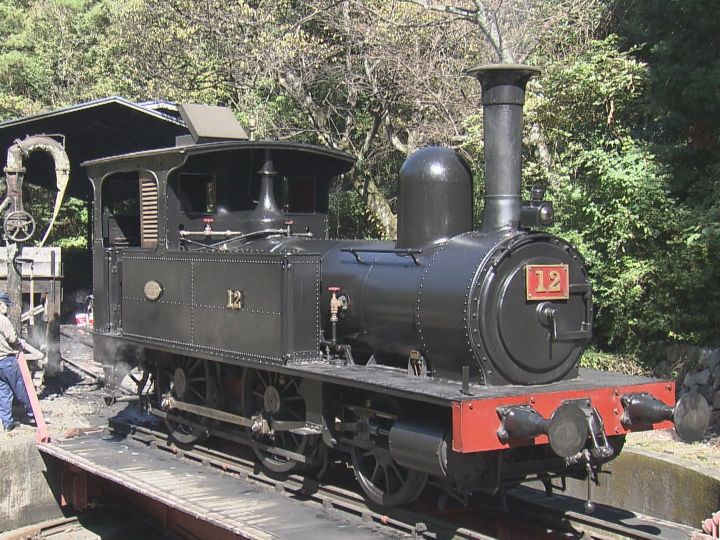日本初の鉄道開業から150年…開業当初の路線で実際に走行していた『蒸気機関車12号』明治村で修理経て試運転 | 東海テレビNEWS
