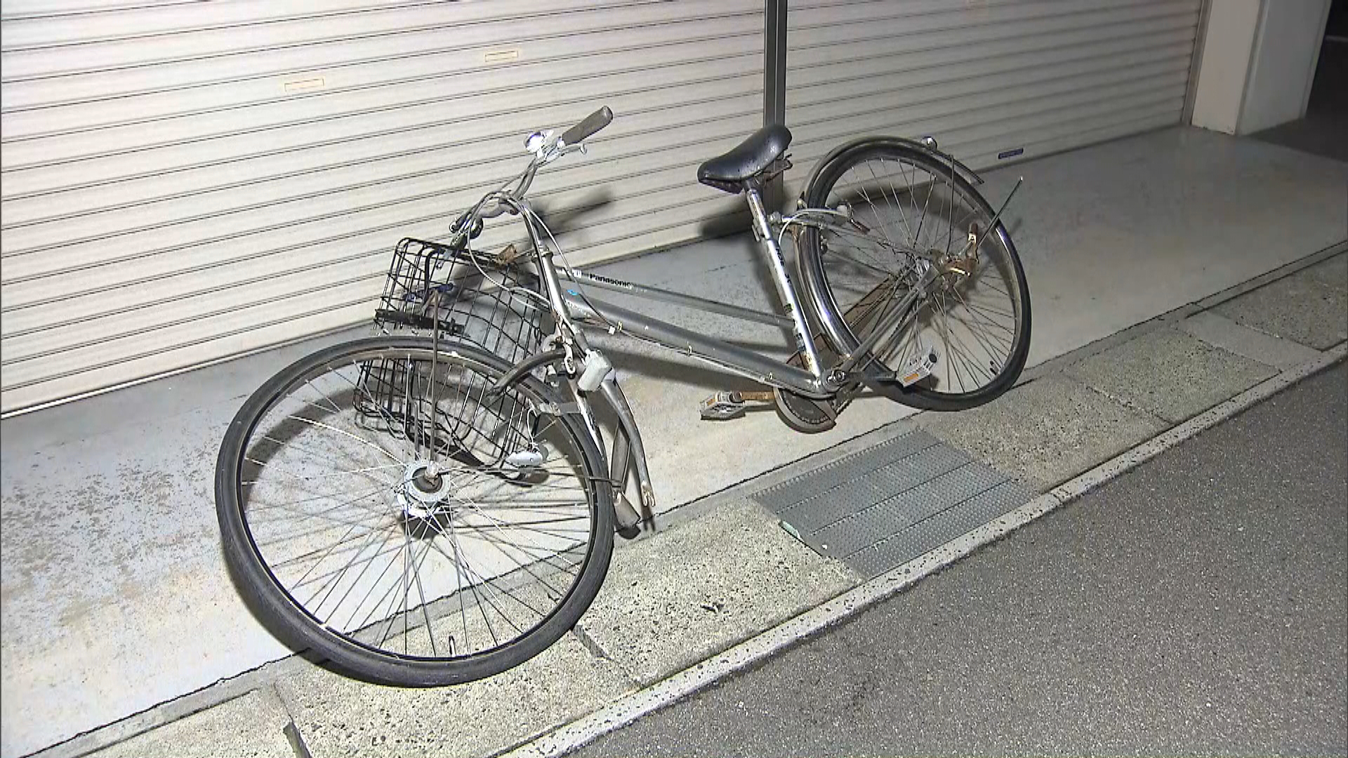 82歳運転の車と衝突 自転車の男性死亡